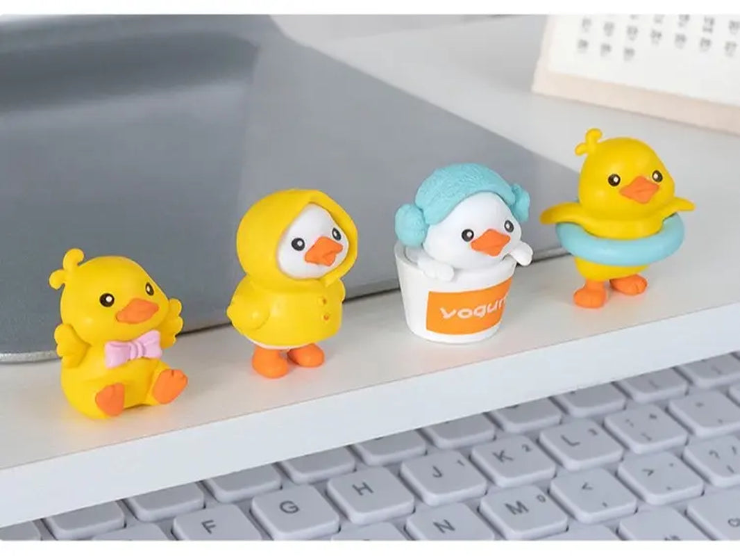 Yellow Duck Desk Decor Set of 6PCS Cute Duck:   Car Dashboard Decorations, Rear View Mirror Ornament, Cute Cartoon Style Desk Companions 
