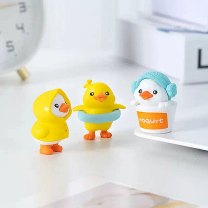 Yellow Duck Desk Decor Set of 6PCS Cute Duck:   Car Dashboard Decorations, Rear View Mirror Ornament, Cute Cartoon Style Desk Companions 