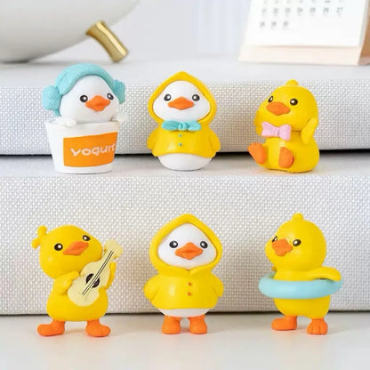 Yellow Duck Desk Decor Set of 6PCS Cute Duck:   Car Dashboard Decorations, Rear View Mirror Ornament, Cute Cartoon Style Desk Companions 